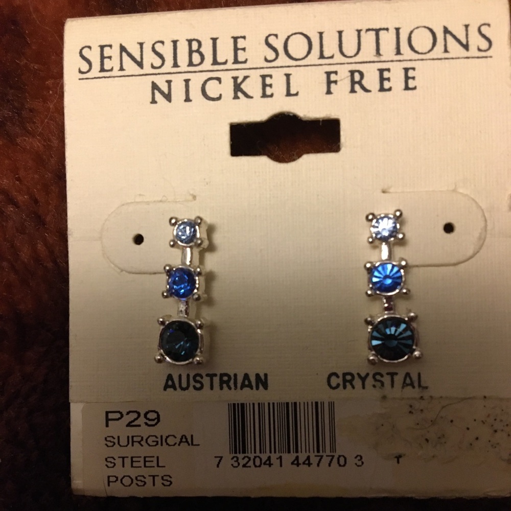 NEW AUSTRIAN CRYSTAL NICKEL FREE EARRINGS